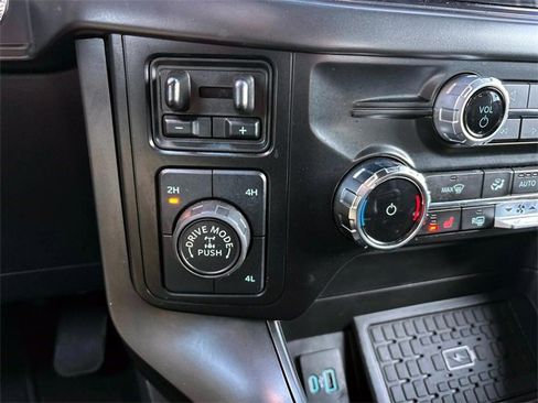 Used 2024 Ford F150 XLT w/ Equipment Group 302A MID image 28