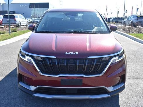 Certified 2023 Kia Carnival EX image 8