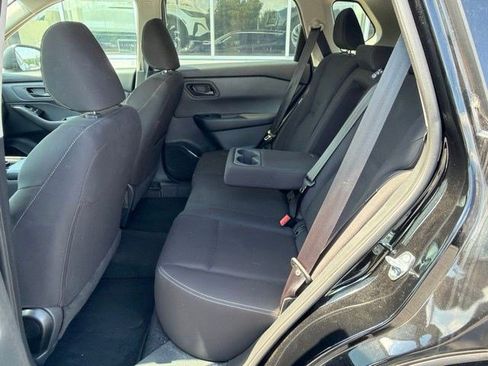 Used 2025 Nissan Rogue S AWD/4WD image 20