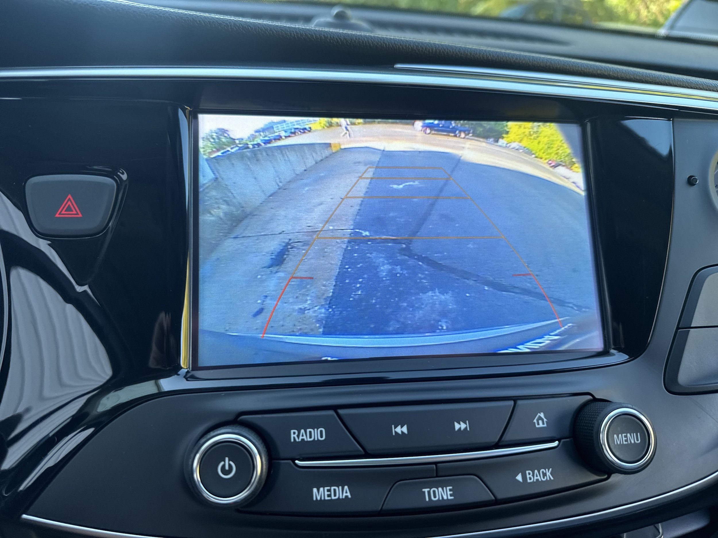 Used 2020 Buick Envision Essence AWD/4WD image 21