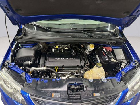 Used 2018 Chevrolet Sonic LT w/ Convenience Package FWD image 17