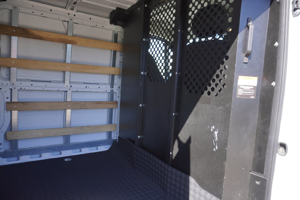 Used 2025 RAM ProMaster 2500 w/ U-Haul Equipment Group FWD image 8