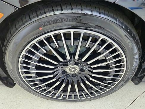 Used 2023 Mercedes-Benz EQS 450+ Sedan image 59