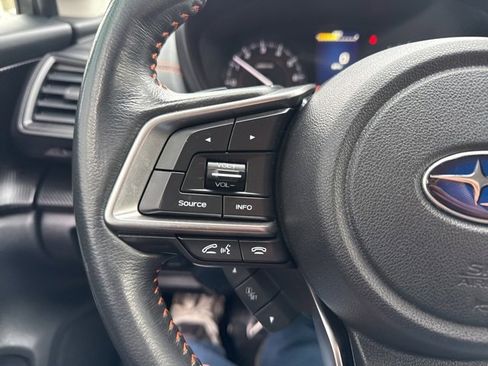 Used 2021 Subaru Crosstrek 2.0i Premium image 18