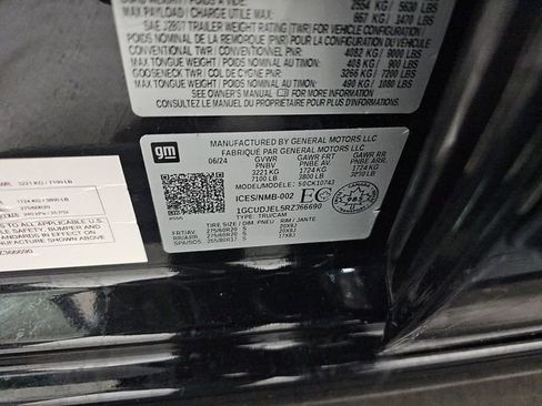 Used 2024 Chevrolet Silverado 1500 High Country w/ Technology Package image 19