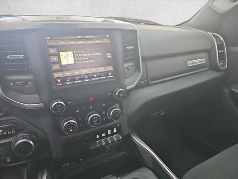 Used 2019 RAM 1500 Big Horn image 12