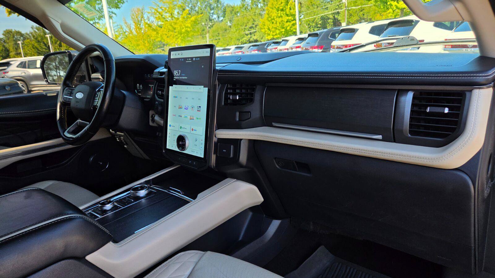 Used 2023 Ford Expedition Max Platinum AWD/4WD image 56