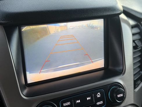 Used 2017 GMC Yukon Denali image 28