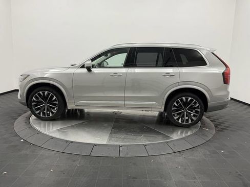 Certified 2025 Volvo XC90 B6 Plus image 5