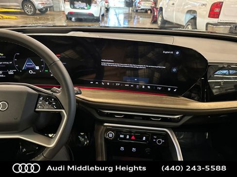 New 2025 Audi Q5 Premium Plus image 12