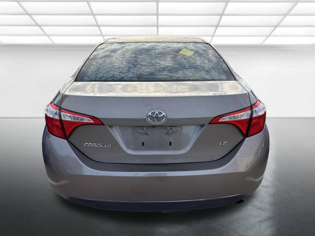 Used 2016 Toyota Corolla LE FWD image 3