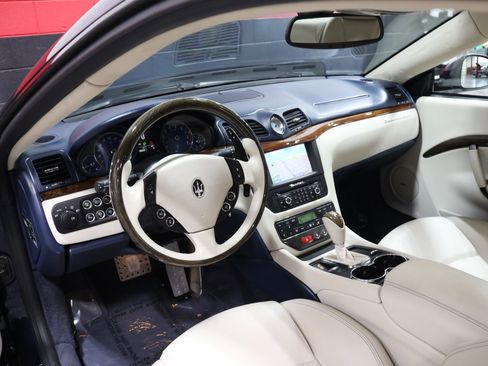 Used 2014 Maserati GranTurismo Sport RWD image 36