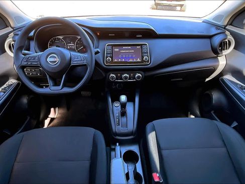Used 2025 Nissan Kicks Play S image 13