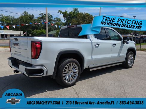 Used 2019 GMC Sierra 1500 Denali w/ Denali Ultimate Package AWD/4WD image 4