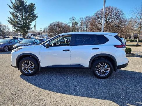 Certified 2025 Nissan Rogue S image 5