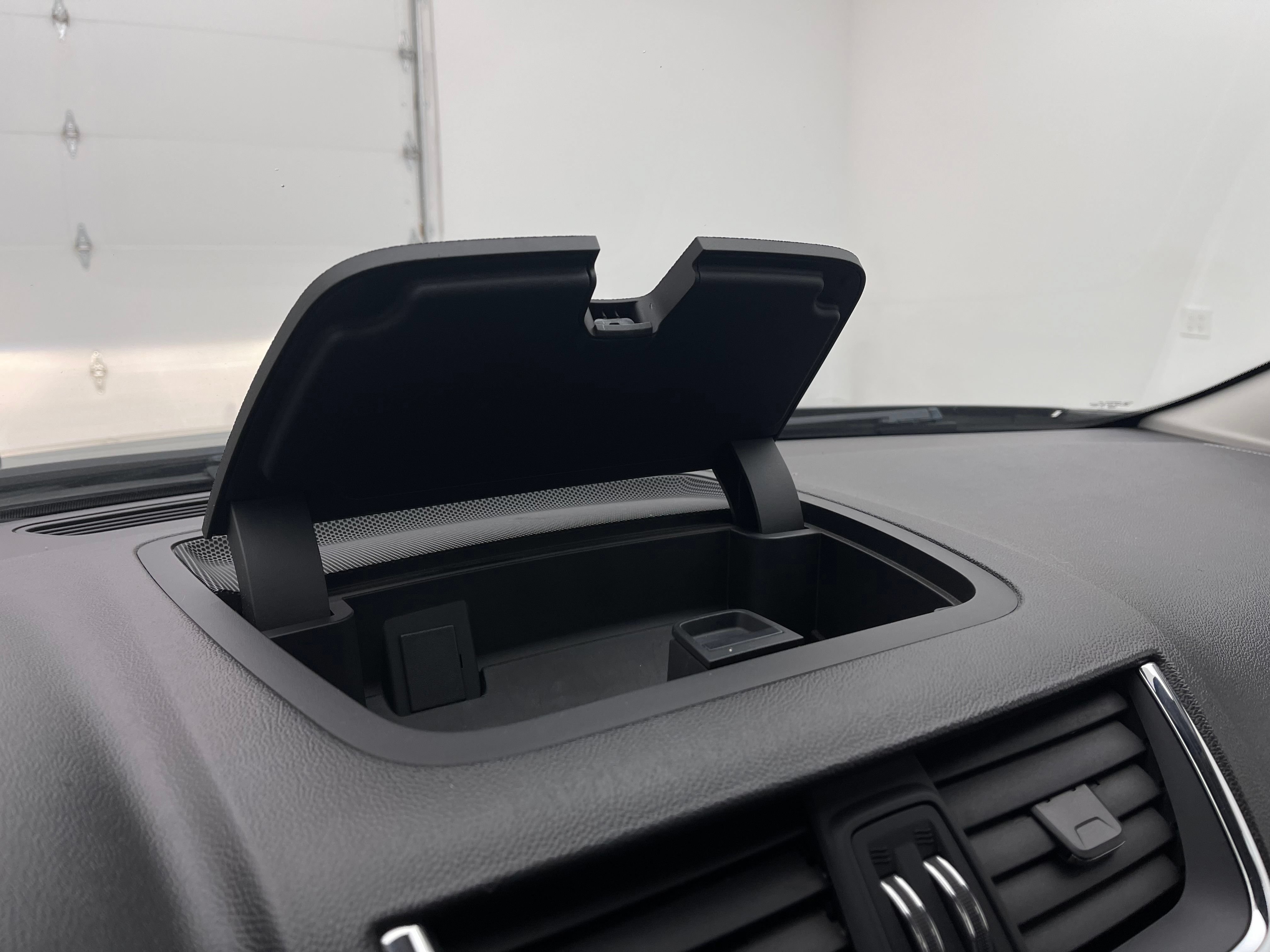 Used 2015 GMC Acadia Denali FWD image 27