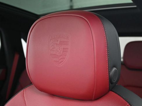 Used 2026 Porsche Cayenne S AWD/4WD image 17