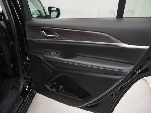 Used 2023 Jeep Grand Cherokee L Limited image 43