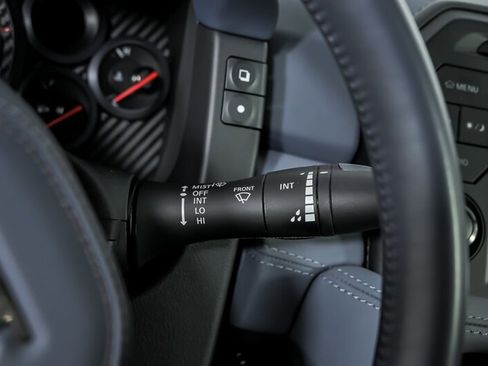 Used 2020 Nissan GT-R Premium AWD/4WD image 30