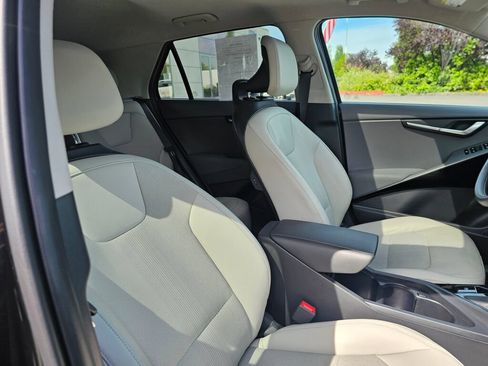Used 2023 Kia Niro EX Touring FWD image 12