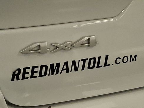 Certified 2024 Jeep Grand Cherokee Overland w/ Luxury Tech Group IV image 32