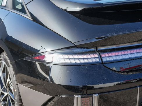 New 2025 Hyundai Ioniq 6 SEL image 10