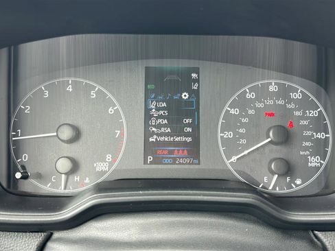 Used 2025 Toyota Corolla SE FWD image 24