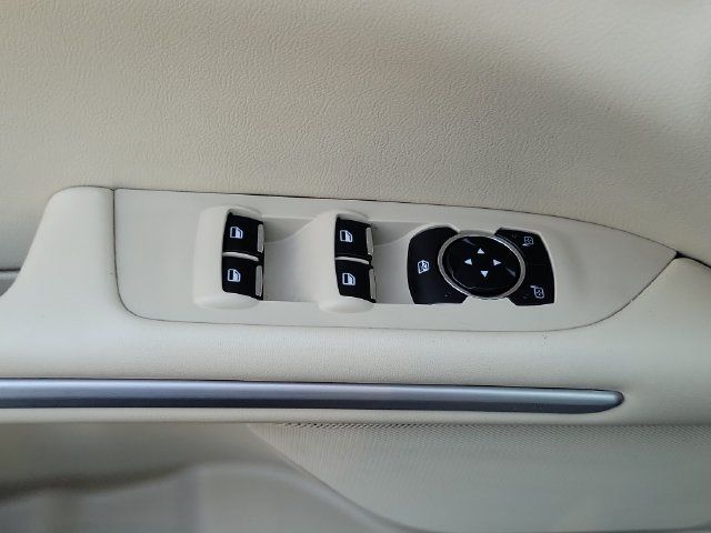 Used 2014 Lincoln MKZ AWD image 20