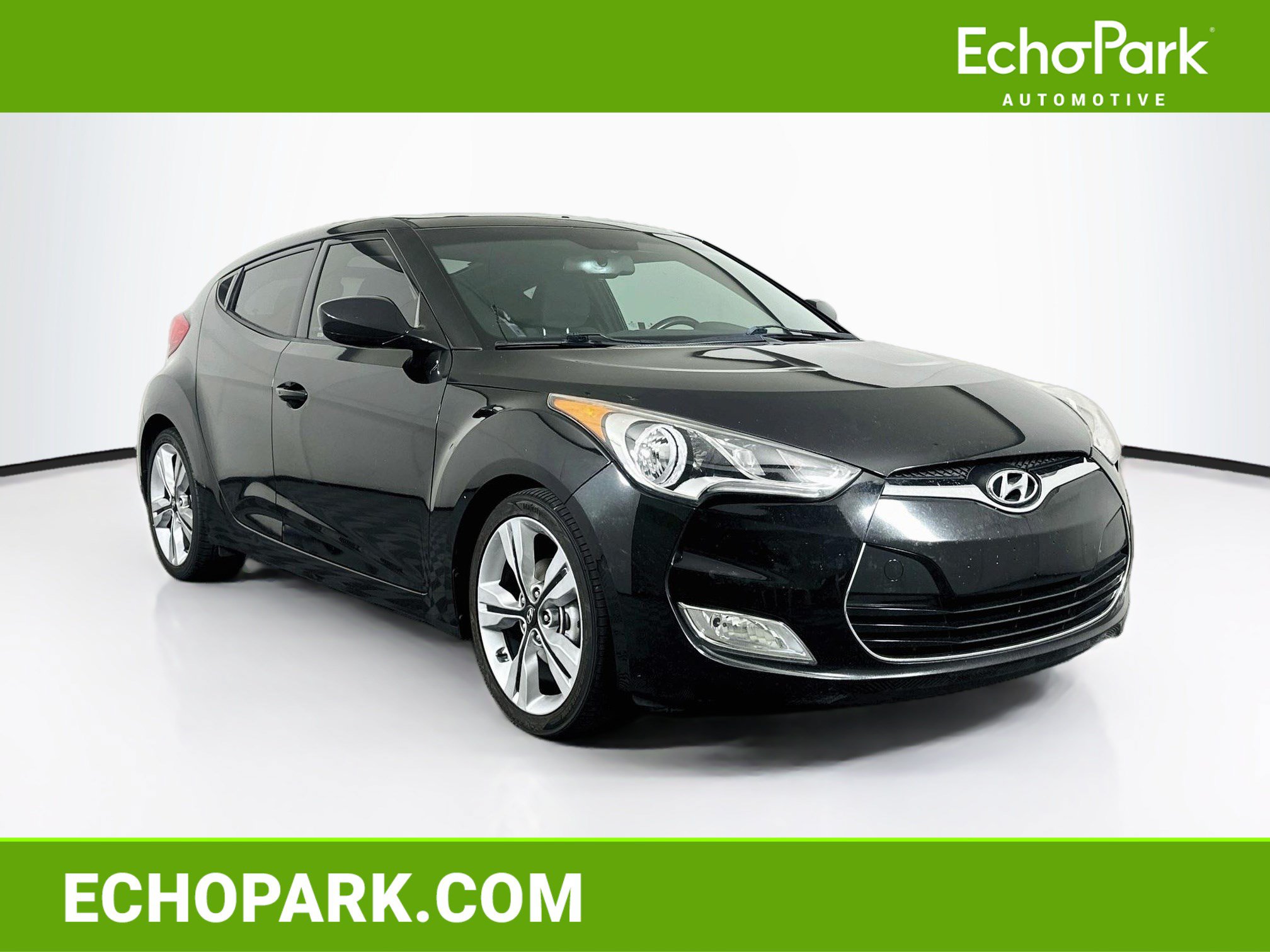 Used 2017 Hyundai Veloster Value Edition FWD image 1