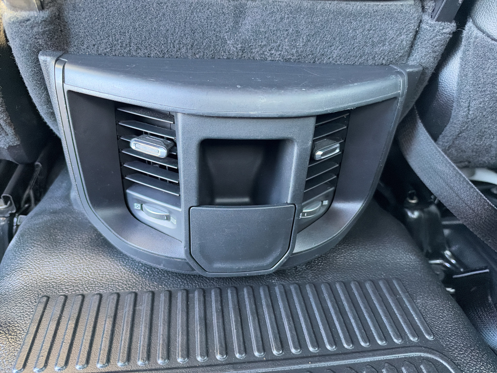 Used 2022 RAM 3500 Tradesman RWD image 15