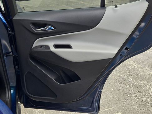 Used 2021 Chevrolet Equinox LT image 8