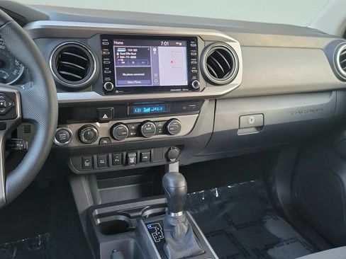 Used 2023 Toyota Tacoma SR5 AWD/4WD image 15