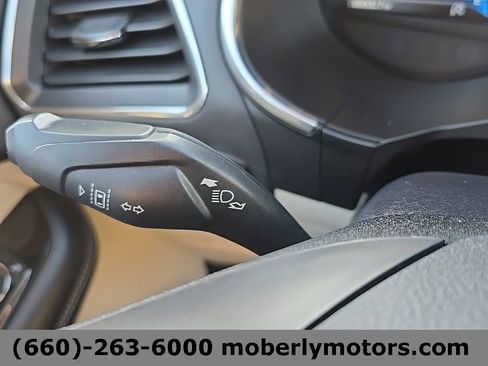 Used 2019 Ford Edge Titanium w/ Equipment Group 301A image 26