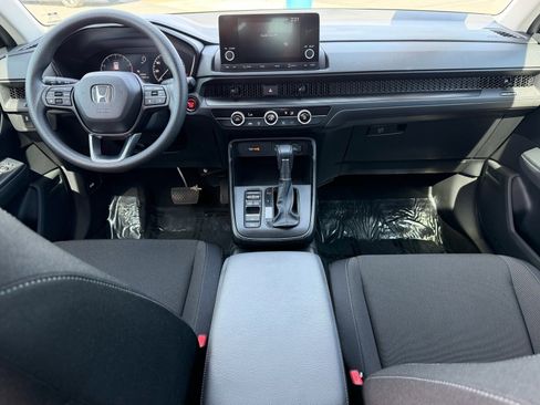 Used 2024 Honda CR-V LX image 19