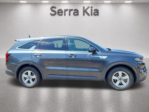 Used 2022 Kia Sorento LX FWD image 6