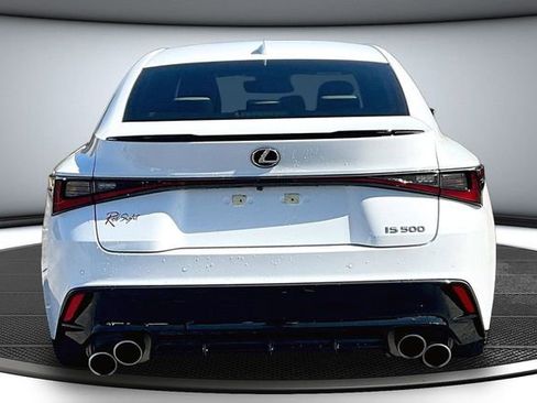Used 2023 Lexus IS 500 image 5