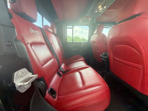Used 2021 Jeep Gladiator Sport AWD/4WD image 28