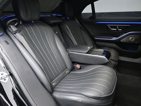 Used 2023 Mercedes-Benz S 580 4MATIC Sedan image 22