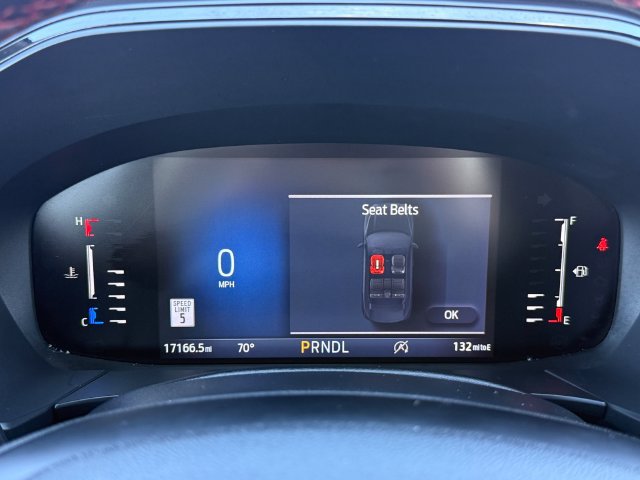 Certified 2023 Ford Escape ST-Line w/ Tech Pack #1 AWD/4WD image 17