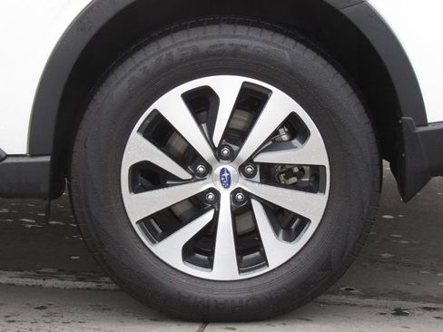 Used 2020 Subaru Outback Premium AWD/4WD image 31