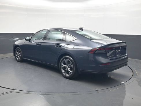 Used 2023 Honda Accord EX image 6