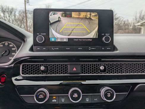 Used 2024 Honda Civic Sport image 15