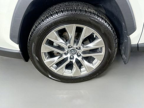 Used 2019 Toyota RAV4 Limited w/ Cold Weather Package image 14