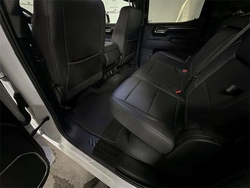 Used 2024 GMC Sierra 1500 SLT image 55