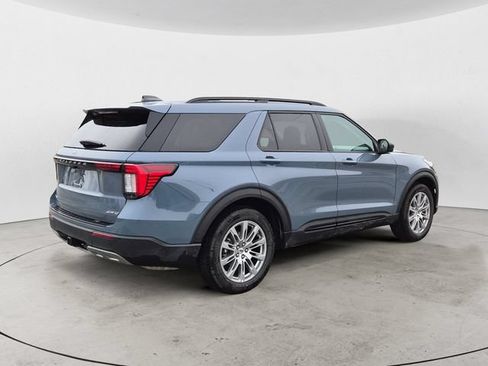 Certified 2026 Ford Explorer Active w/ Active Comfort Package AWD/4WD image 5