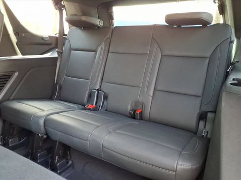 Used 2025 Chevrolet Tahoe LT image 21