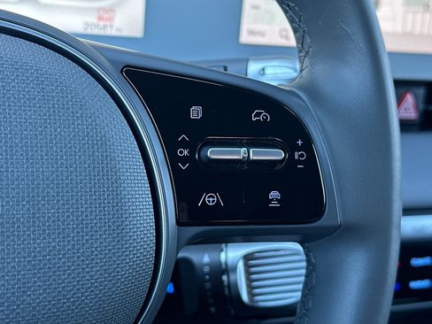 Used 2024 Hyundai Ioniq 5 SE image 29