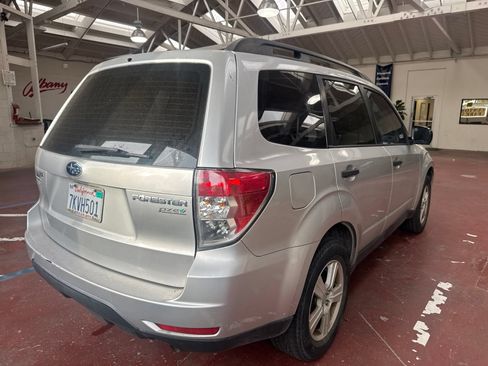 Used 2010 Subaru Forester 2.5X AWD/4WD image 4