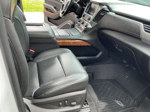 Used 2018 Chevrolet Tahoe Premier w/ RST 6.2L Performance Edition AWD/4WD image 26