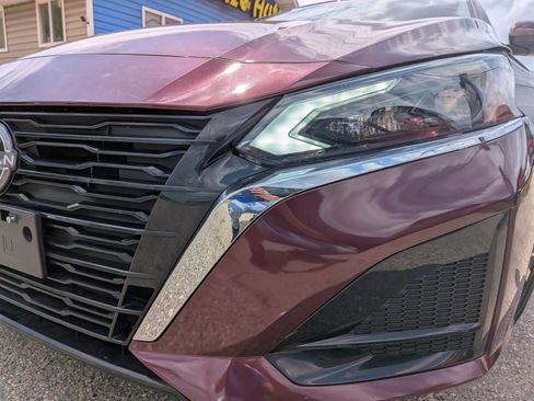 Used 2023 Nissan Altima 2.5 SV FWD image 10